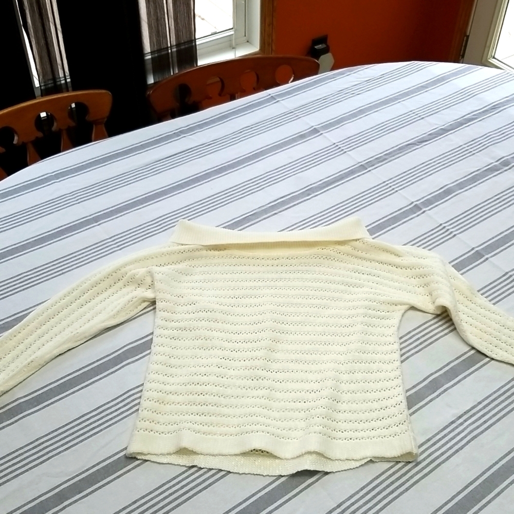 Off the shoulder sweater Size Small